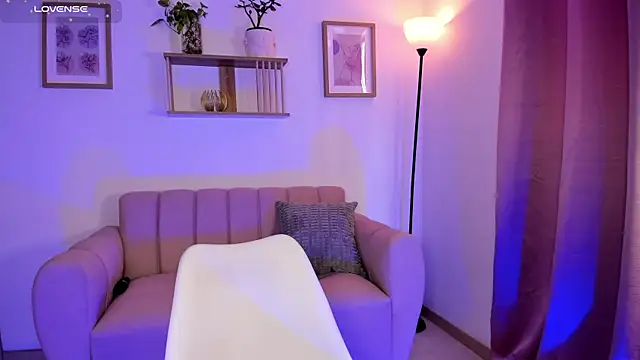 Lilabril online show from 28, 7, 2026