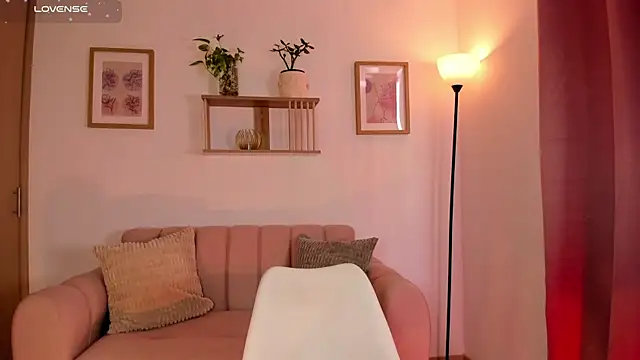 Lilabril online show from 30, 7, 2026