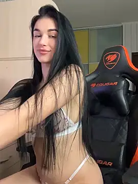 Snapshot of Julietta_a chatting on 24, 2, 2025 Julietta a online show from 24, 2, 2025