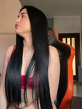 Snapshot of Julietta_a chatting on 7, 3, 2025 Julietta a online show from 7, 3, 2025