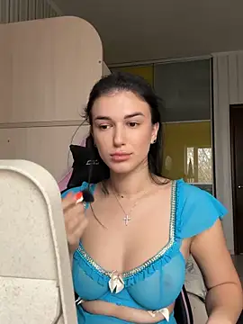 Snapshot of Julietta_a chatting on 25, 11, 2025 Julietta a online show from 25, 11, 2025