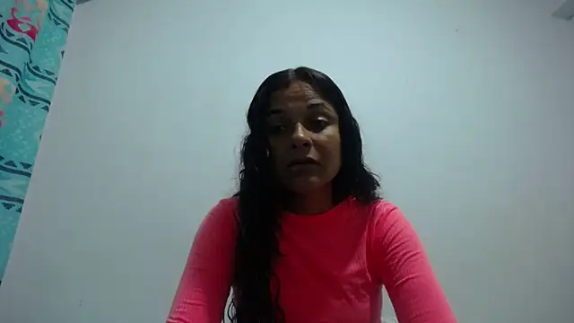 Snapshot of GiveLove1 chatting on 12, 1, 2025 GiveLove1 online show from 12, 1, 2025