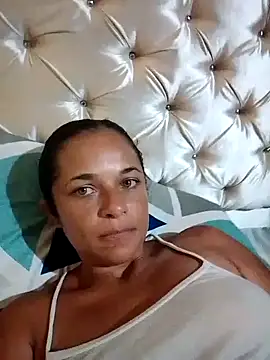 Snapshot of GiveLove1 chatting on 22, 12, 2025 GiveLove1 online show from 22, 12, 2025