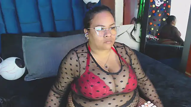 Snapshot of alba_sex10 chatting on 30, 10, 2025 alba sex10 online show from 30, 10, 2025