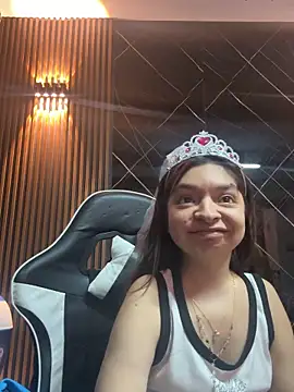 Snapshot of CharlotteMuller chatting on 13, 3, 2026 CharlotteMuller online show from 13, 3, 2026