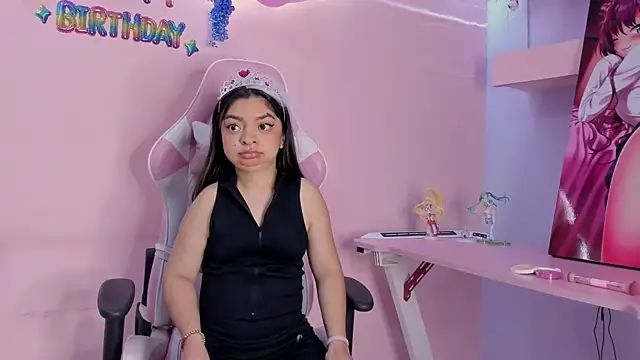 Snapshot of CharlotteMuller chatting on 15, 3, 2026 CharlotteMuller online show from 15, 3, 2026