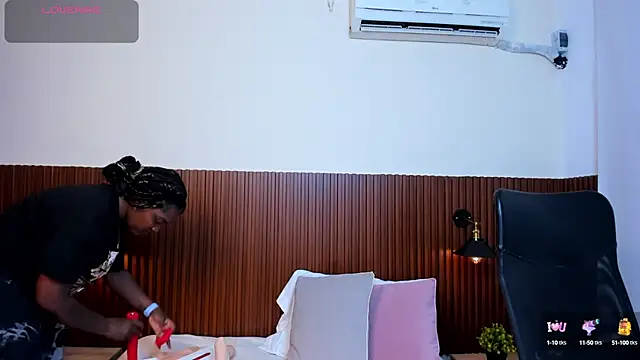 chanel brunette online show from 25, 2, 2025