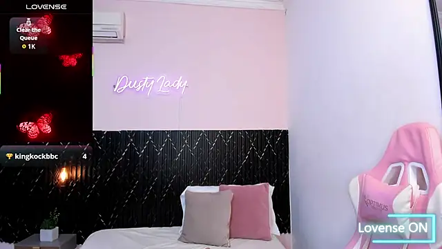 chanel brunette online show from 20, 9, 2025