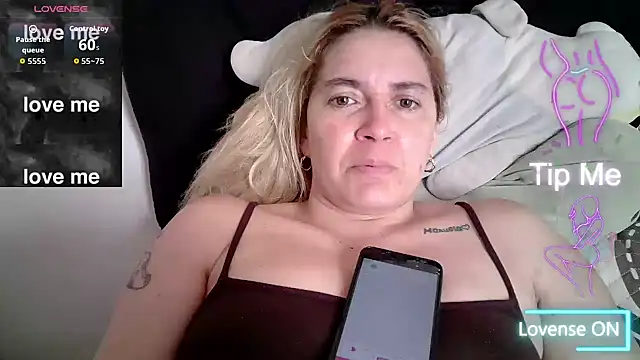 Izury Blondee online show from 21, 11, 2025