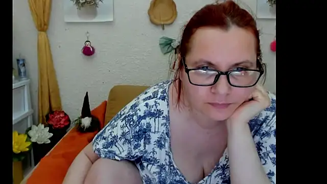 PlayfullMature online show from 28, 10, 2025