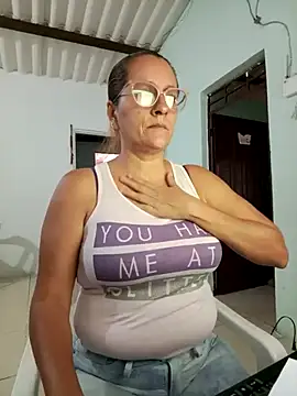 deisy summers47x online show from 18, 2, 2025