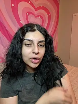 ThickerThanYoBitch online show from 4, 3, 2026