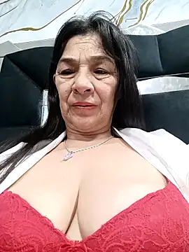 Snapshot of biancchi chatting on 3, 5, 2026 biancchi online show from 3, 5, 2026