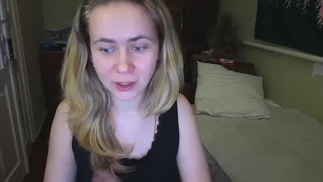 Riley Roo online show from 26, 1, 2025