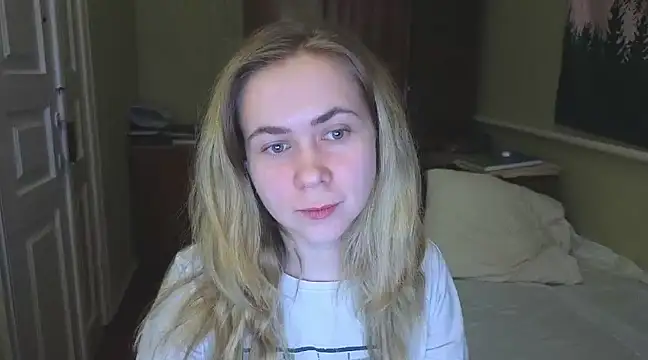 Riley Roo online show from 11, 2, 2025