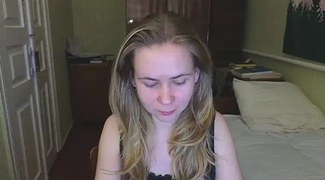 Riley Roo online show from 20, 2, 2025