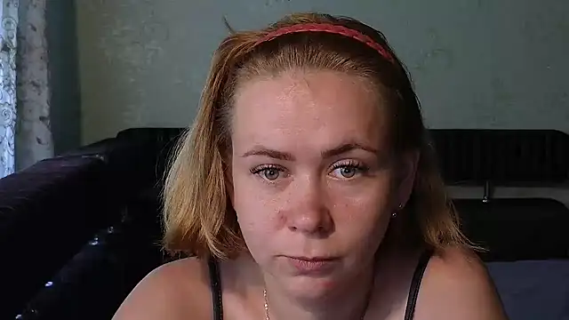 Snapshot of Riley_Roo chatting on 30, 6, 2026 Riley Roo online show from 30, 6, 2026
