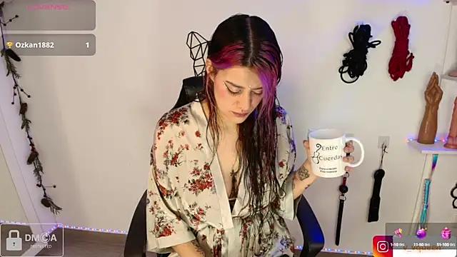 Violet-Queen online show from 21, 12, 2024