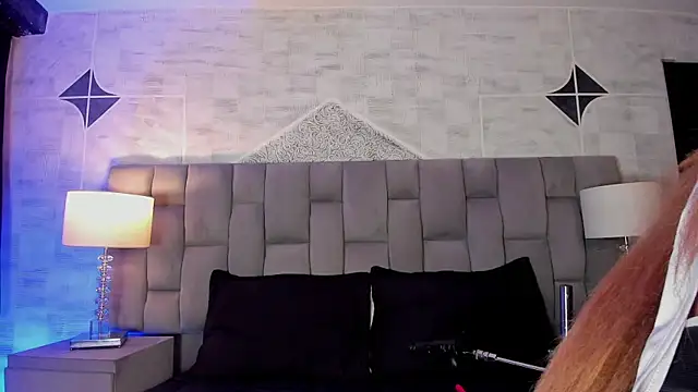 Snapshot of Elena-Rosse chatting on 14, 4, 2026 Elena-Rosse online show from 14, 4, 2026