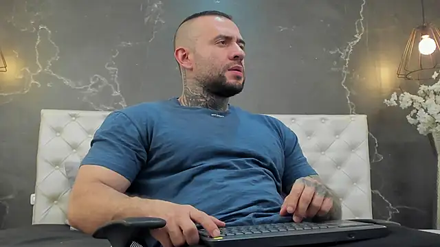 Snapshot of BruceDallas chatting on 15, 3, 2025 BruceDallas online show from 15, 3, 2025