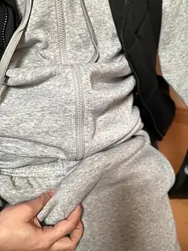 114514hlove online show from 2, 2, 2025