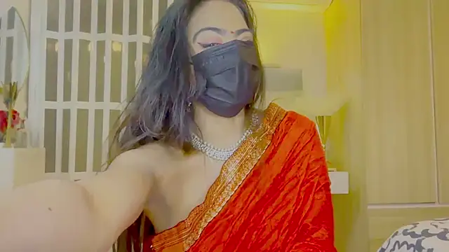 Monalisadon018 online show from 10, 4, 2026