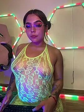 Snapshot of Chloemercury chatting on 27, 11, 2025 Chloemercury online show from 27, 11, 2025