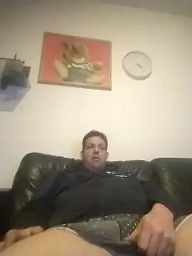 Knuffelstaaf123 online show from 31, 1, 2025