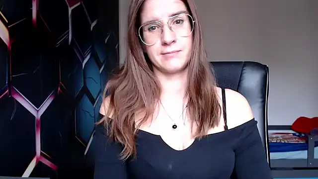 KayaRose online show from 7, 12, 2024