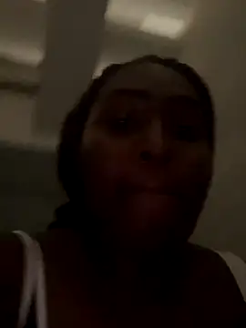 Snapshot of emilyrojas chatting on 27, 9, 2025 emilyrojas online show from 27, 9, 2025