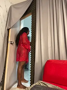 Snapshot of emilyrojas chatting on 29, 4, 2026 emilyrojas online show from 29, 4, 2026