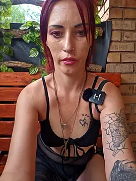 Snapshot of Astoria_Moon chatting on 18, 2, 2025 Astoria Moon online show from 18, 2, 2025