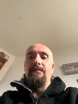 Snapshot of branleurbidu90 chatting on 16, 12, 2025 branleurbidu90 online show from 16, 12, 2025