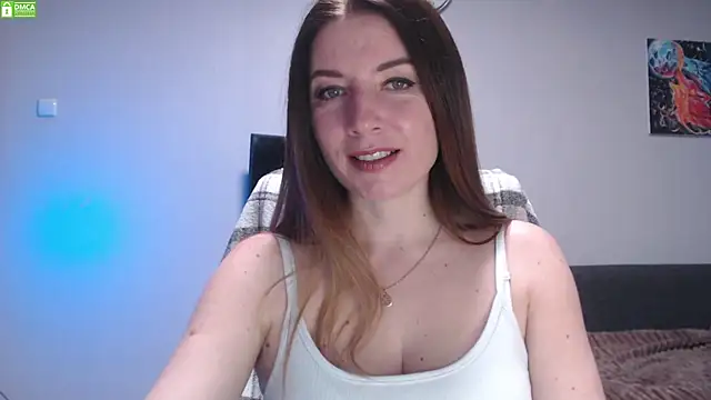 Snapshot of Sweet___Amelia chatting on 17, 5, 2026 Sweet Amelia online show from 17, 5, 2026