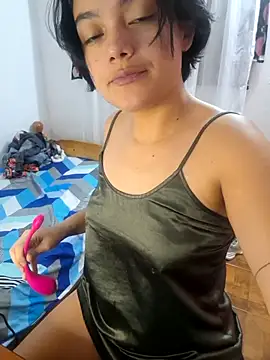 littlemelii online show from 22, 4, 2026