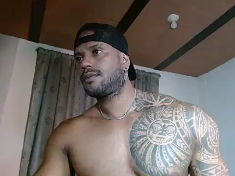 Snapshot of manolofitt chatting on 4, 5, 2026 manolofitt online show from 4, 5, 2026