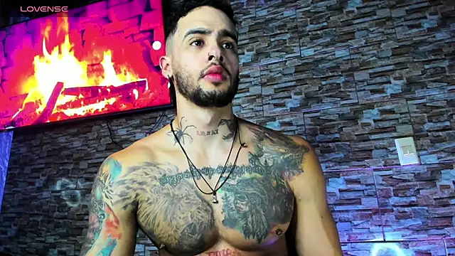 Snapshot of Seth_Owner chatting on 18, 12, 2024 Seth Owner online show from 18, 12, 2024