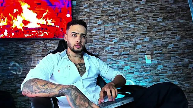 Snapshot of Seth_Owner chatting on 14, 1, 2025 Seth Owner online show from 14, 1, 2025