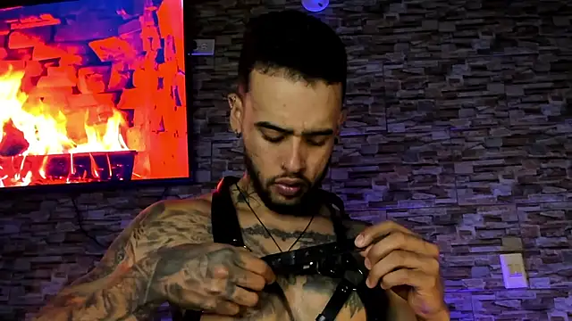 Snapshot of Seth_Owner chatting on 1, 2, 2025 Seth Owner online show from 1, 2, 2025