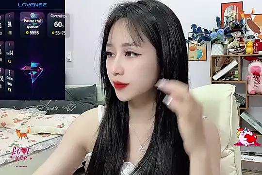  LLisa  online show from 23, 12, 2024