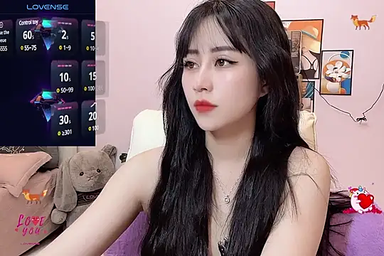  LLisa  online show from 1, 3, 2025