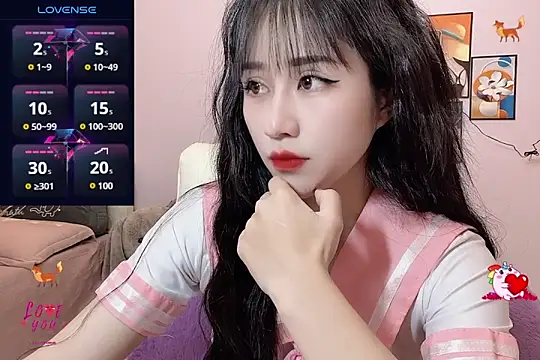  LLisa  online show from 7, 3, 2025