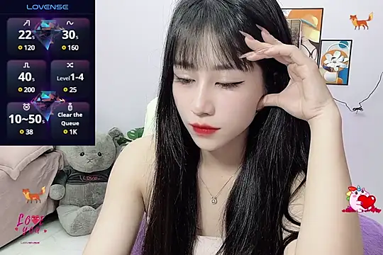  LLisa  online show from 12, 3, 2025