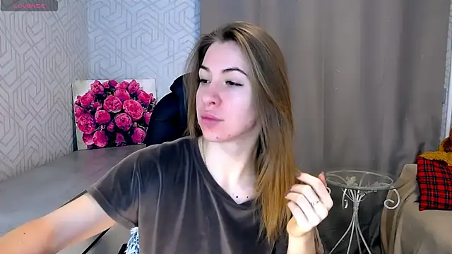 Snapshot of Naughty__Megan chatting on 5, 3, 2025 Naughty Megan online show from 5, 3, 2025