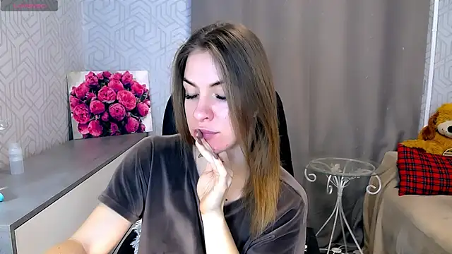 Snapshot of Naughty__Megan chatting on 5, 3, 2025 Naughty Megan online show from 5, 3, 2025