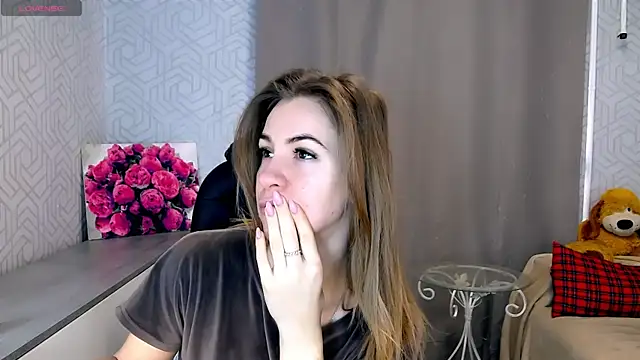 Snapshot of Naughty__Megan chatting on 20, 3, 2025 Naughty Megan online show from 20, 3, 2025