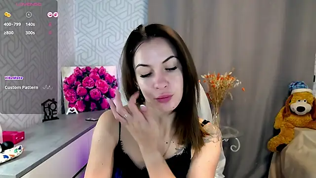 Snapshot of Naughty__Megan chatting on 12, 9, 2025 Naughty Megan online show from 12, 9, 2025