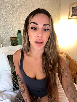 Alisa-Marie online show from 7, 11, 2025