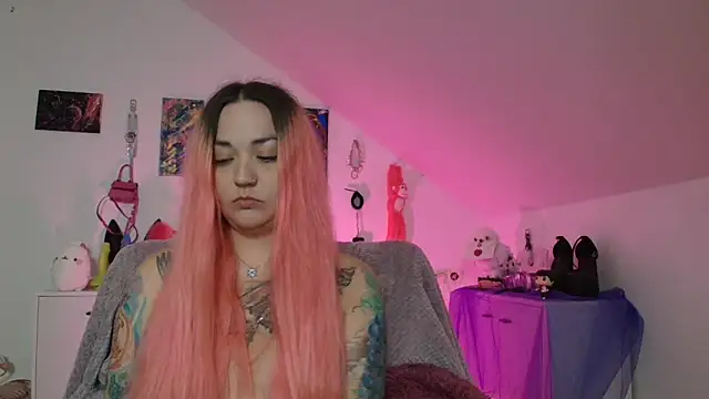 PinkHurricaneOfficial online show from 8, 9, 2025