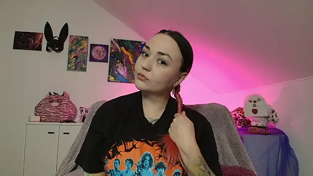 PinkHurricaneOfficial online show from 15, 1, 2026